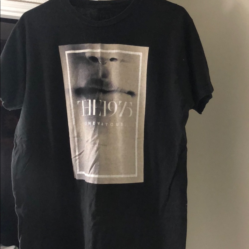 vintage 1975 tee